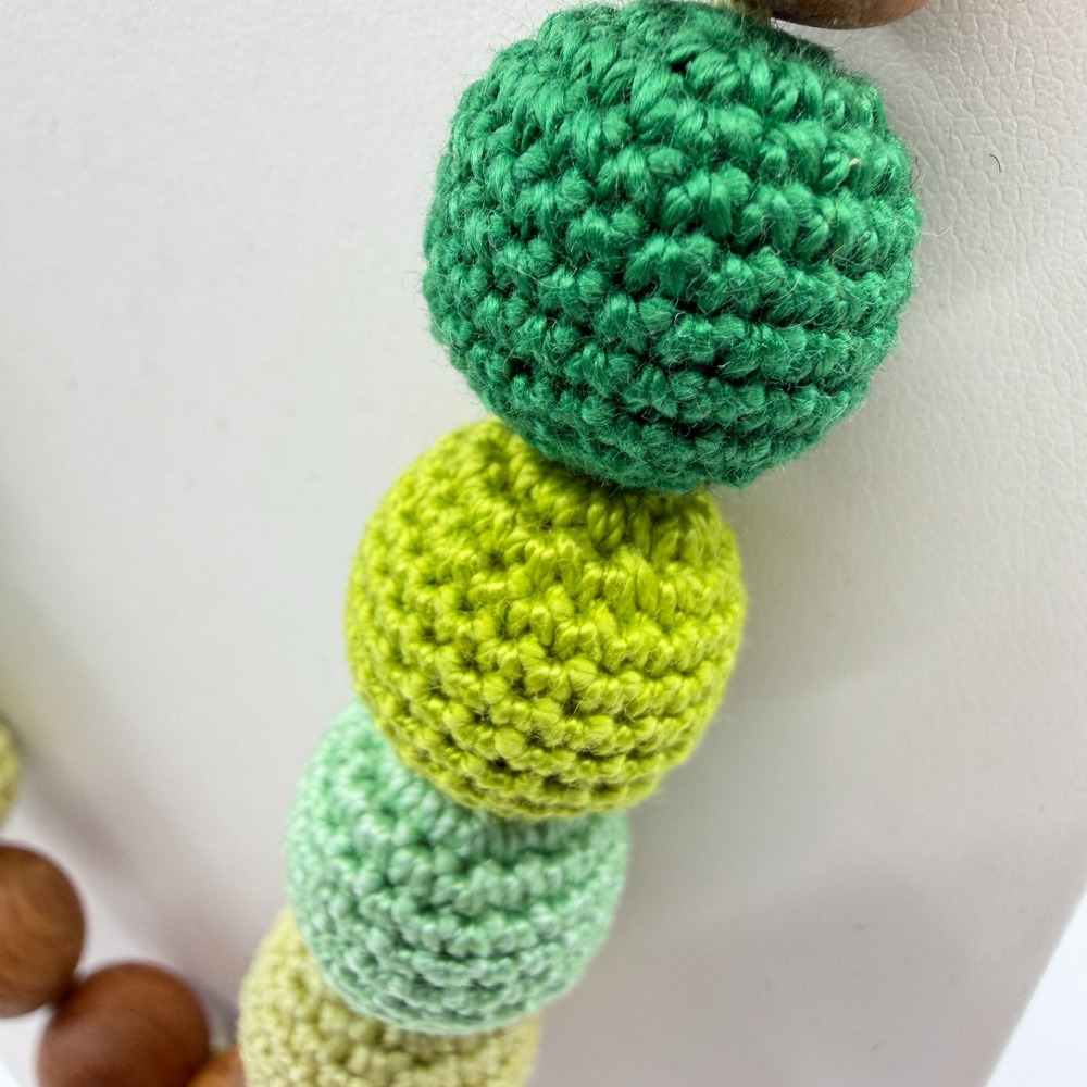 Y2K Ombre Green Crochet Bead & Wood Statement Necklace Artisan Jewelry Gift - Picture 10 of 15